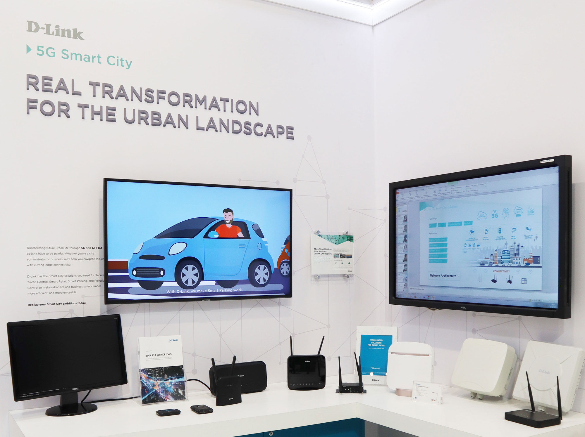 Smart City D-Link MWC Stand