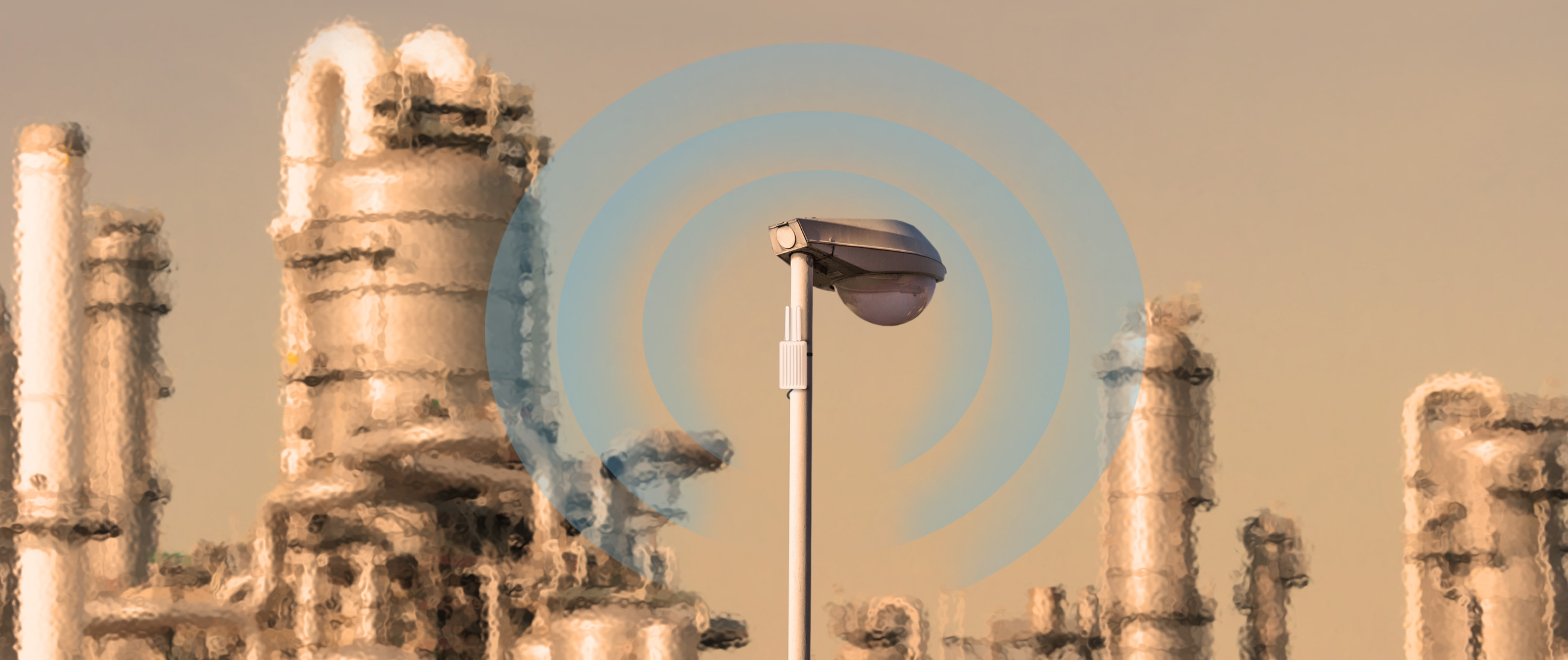DIS-3650AP deployed on a pole in a hot industrial environment.